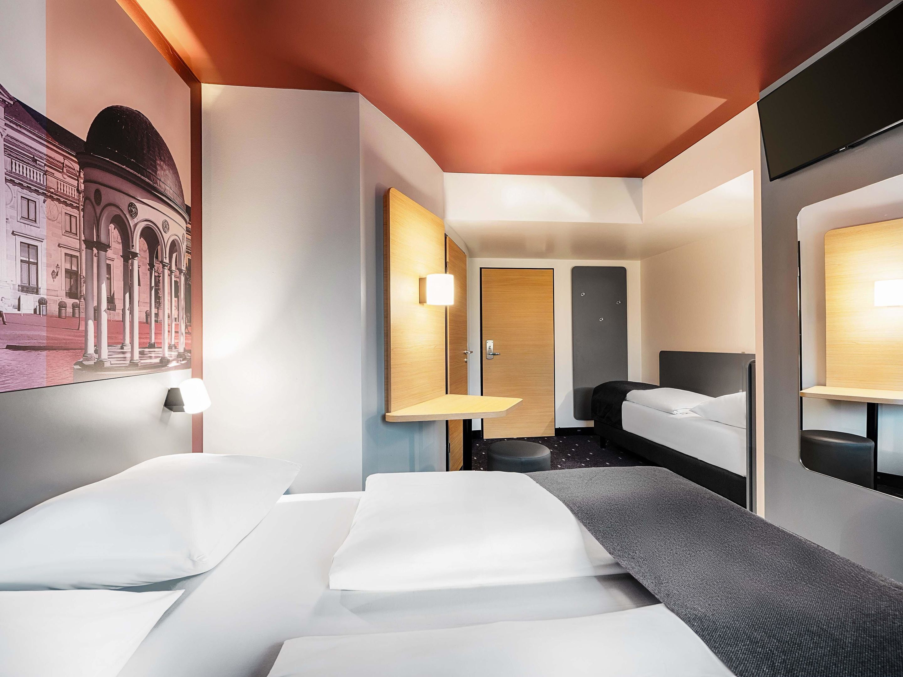 Kurpark Lodge Wiesbaden